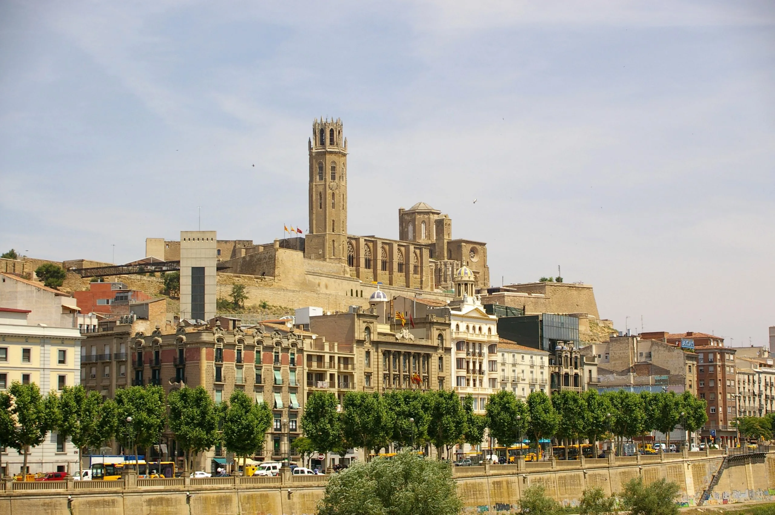 Camisetas personalizadas En Lleida. Vista De La Seu Vella