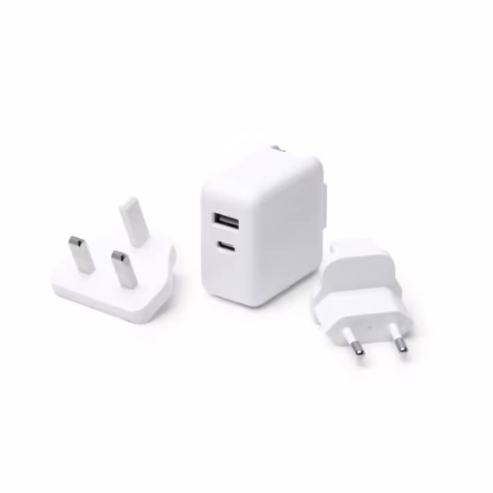 Adaptador Enchufe De Viaje Universal Stamina Bapek 1714