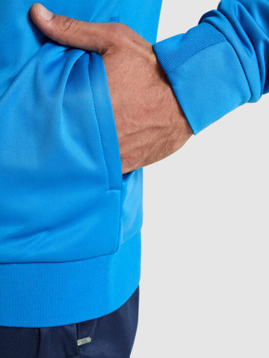 0437 05 3 2 0437 05 3 2