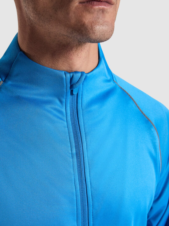 0437 05 3 3 0437 05 3 3